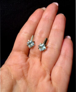14k Gold earrings with natural topaz