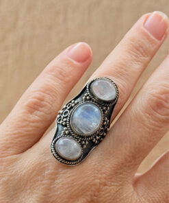 Vintage Sterling Silver 925 tested Three Moonstones Oval Finger Ring Size L