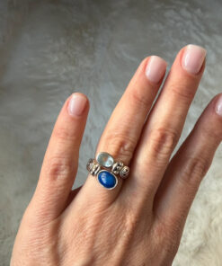 Stunning 925 sterling silver adjustable ring with natural topaz and lapis lazuli, UK size N.