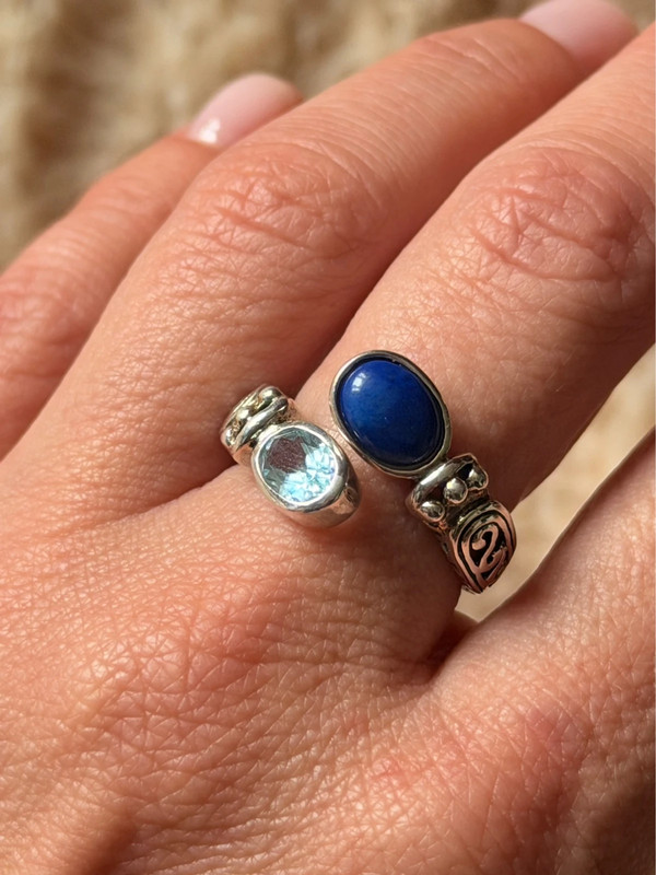 Stunning 925 sterling silver adjustable ring with natural topaz and lapis lazuli, UK size N.