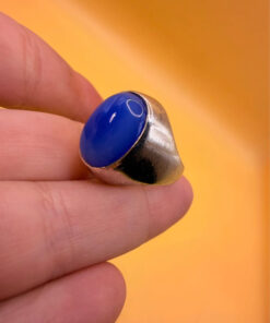 Vintage unisex sterling silver ring polished oval blue Aqeeq agate Uk size L