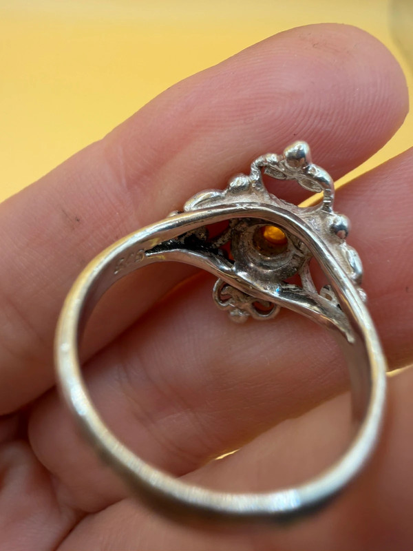Vintage sterling silver ring with amber Uk size L~108