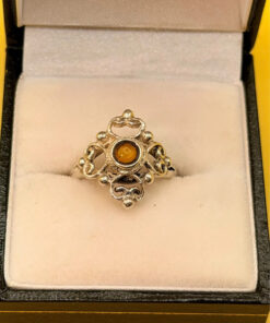Vintage sterling silver ring with amber Uk size L