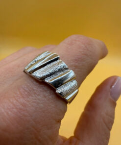 Massive Sterling silver ring Uk size Q~48