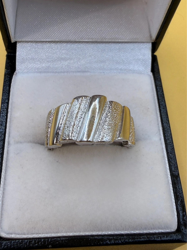 Massive Sterling silver ring Uk size Q~48