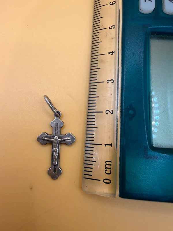 Silver Vintage Protective Cross Charm Pendant~46
