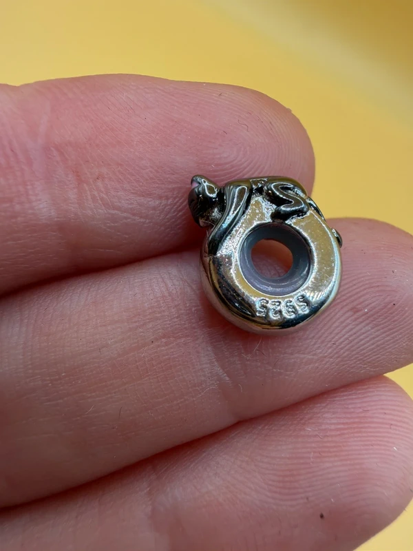 Pandora charm sterling silver, a sleeping cat ~46
