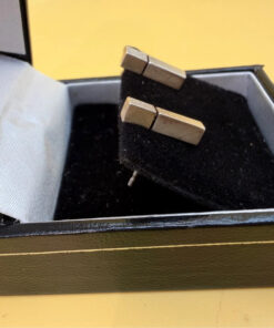 Fashion sterling silver stud earrings