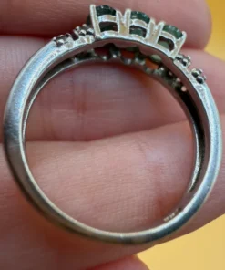 Luxury vintage sterling silver ring with emeralds and topazes. Size R