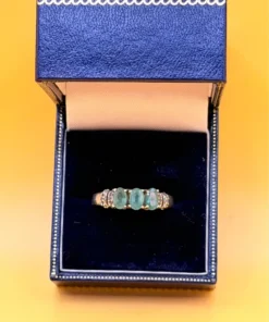 Luxury vintage sterling silver ring with emeralds and topazes. Size R