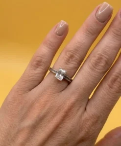 Sterling silver 925 ring with a clear stone, size M