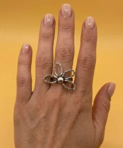 Vintage sterling silver 925 ring, floral petals design, size O.