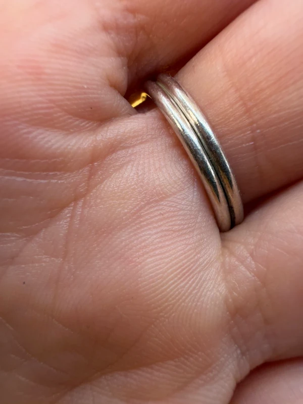 Vintage sterling silver 925 ring, floral petals design, size O.