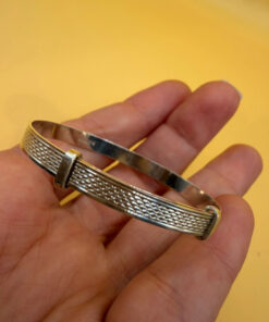 Wonderful vintage sterling silver children’s bracelet.