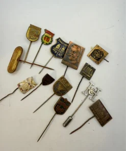 Baltic Soviet Union vintage pins~5