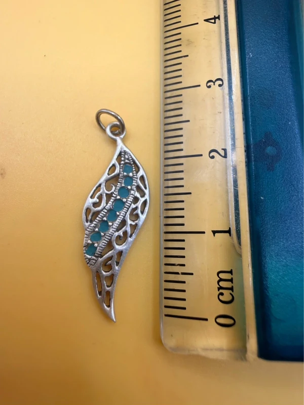 Vintage sterling silver pendant ~11