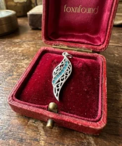 Vintage sterling silver pendant ~11