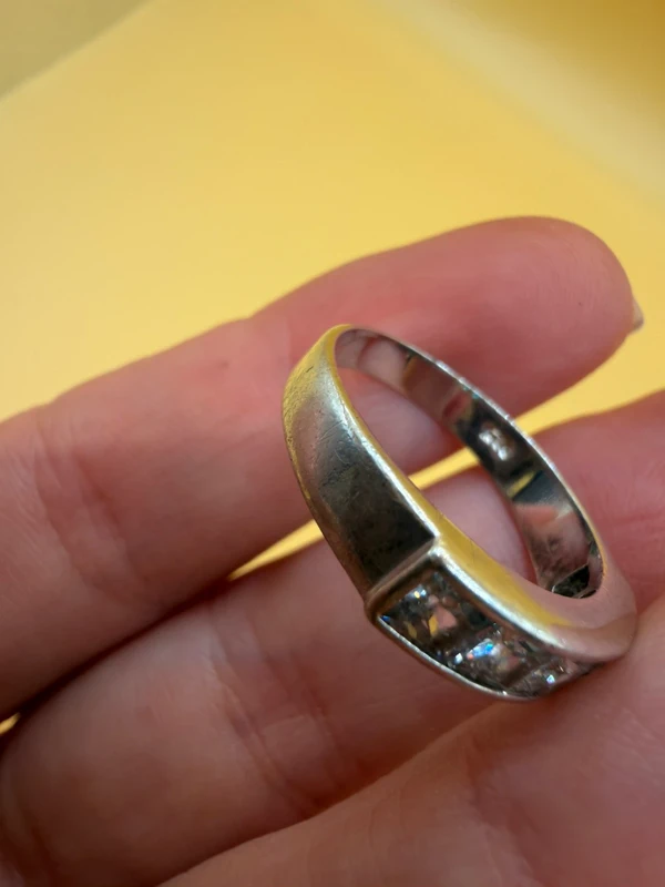 Sterling silver ring with CZ Uk size O~ 11