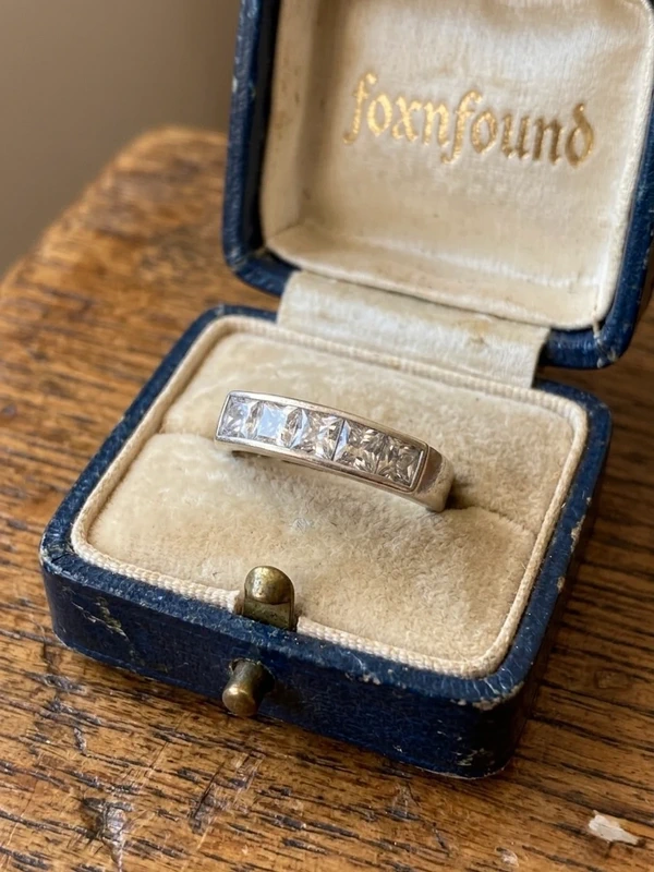 Sterling silver ring with CZ Uk size O~ 11
