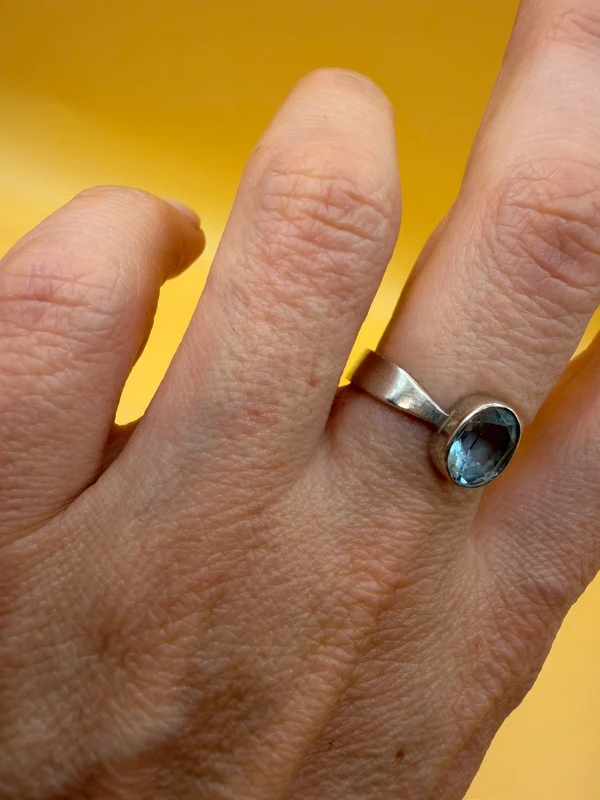 Sterling silver 925 adjustable ring with natural topaz, size N