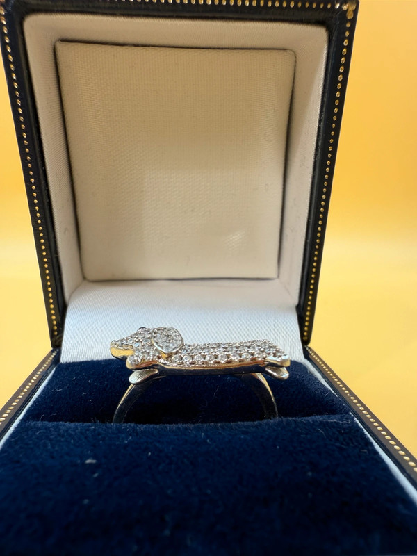 S925 Oeelin Mark Sterling Silver Cz Paving Cute Dog sausage dog dachshund ring UK Size O