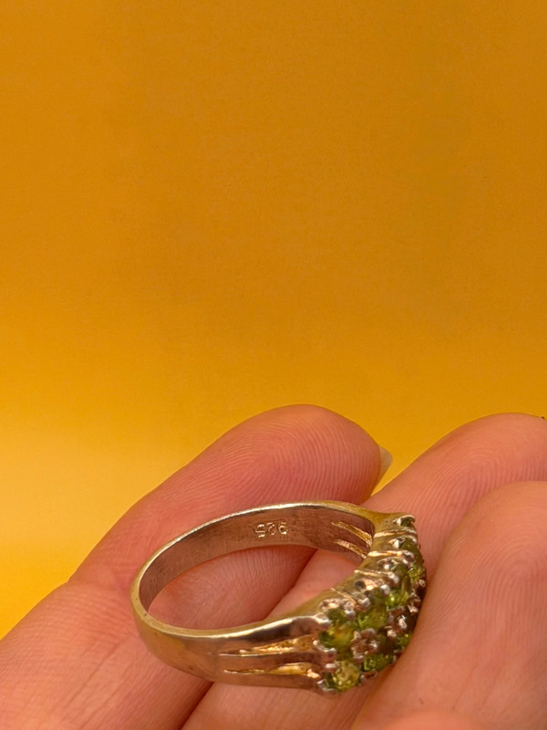 Sterling silver peridot ring, size N