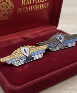 Set of Two Soviet Tankist Badges Army. Tank. Officer Qualification. Enamel finish.