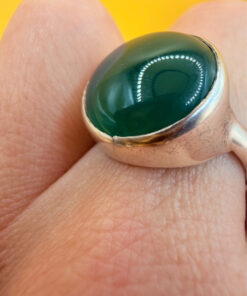 Vintage Sterling Silver Ring with Green Agate Uk size M 1/2