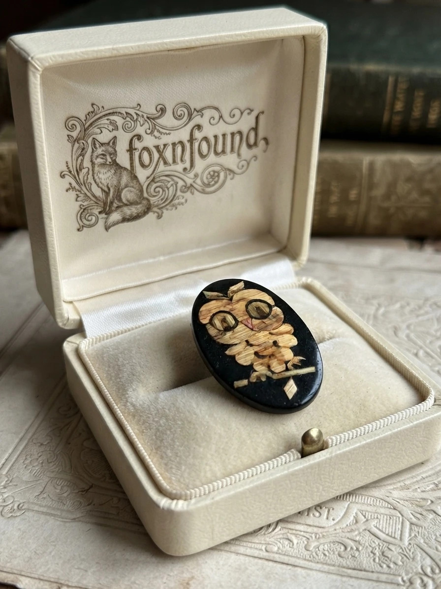 Soviet Wooden Owl Brooch – Handcrafted Natural Straw Inlay Art (1960s-70s)