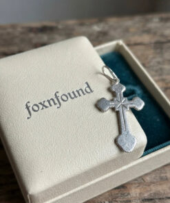 Vintage 925 Sterling Silver Cross Pendant – Timeless Religious Jewelry(r)