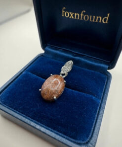 Vintage Exquisite Silver Pendant with Natural Agate