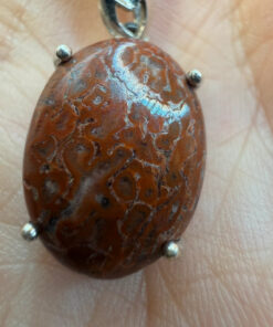 Vintage Exquisite Silver Pendant with Natural Agate