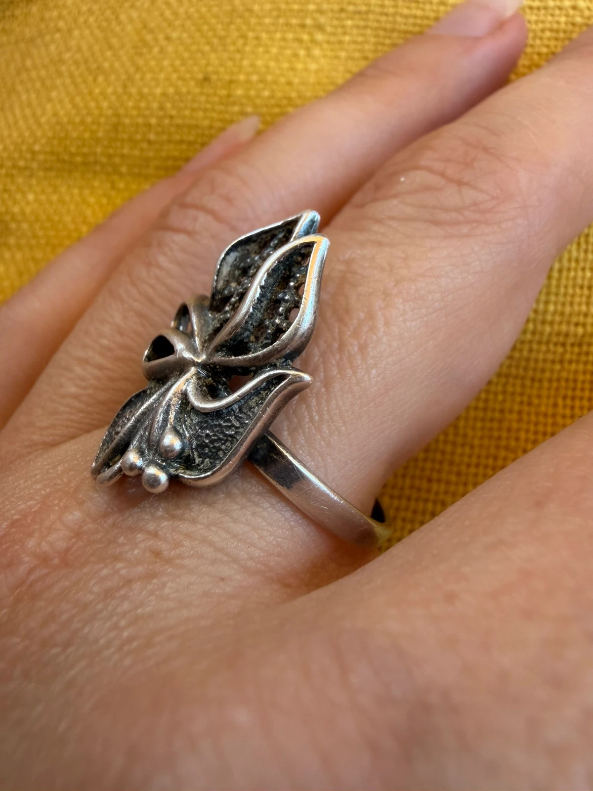 Vintage Soviet Ukrainian Sterling Silver Floral Filigree Ring, 925 Silver, Size R (v1)