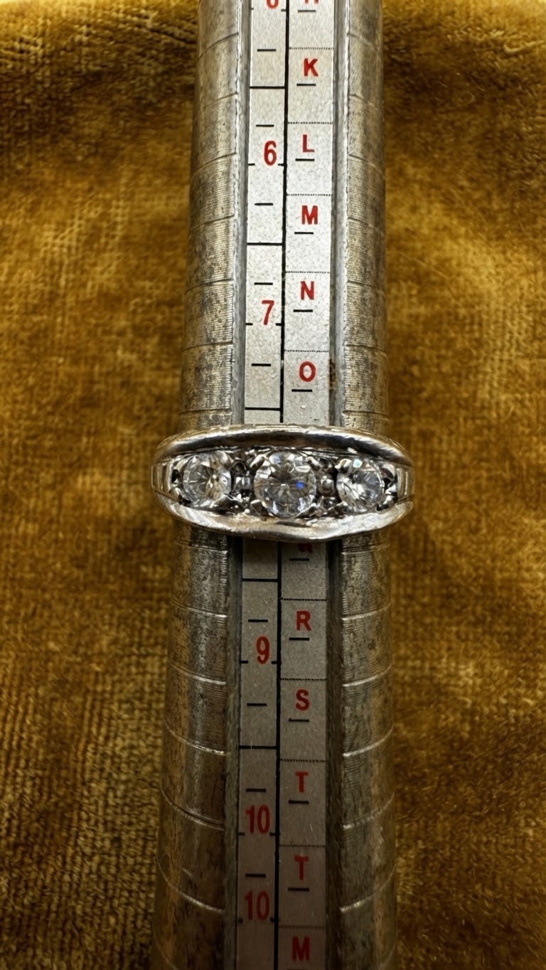 Vintage 925 Sterling Silver Ring, UK P / US 7.5,Czech Glass Stones ~202