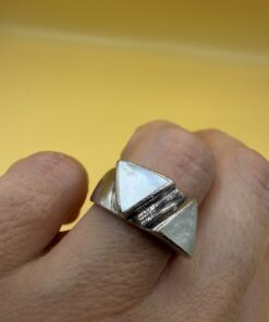 Vintage Modernist Sterling Silver Double Triangle Ring – Mother of Pearl – UK Size L / US 5¾~206