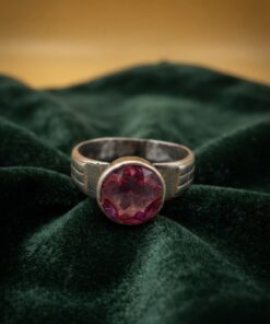 Vintage Soviet 925 Silver Ring 1960s Purple Corundum Hand Engraved Size Q208