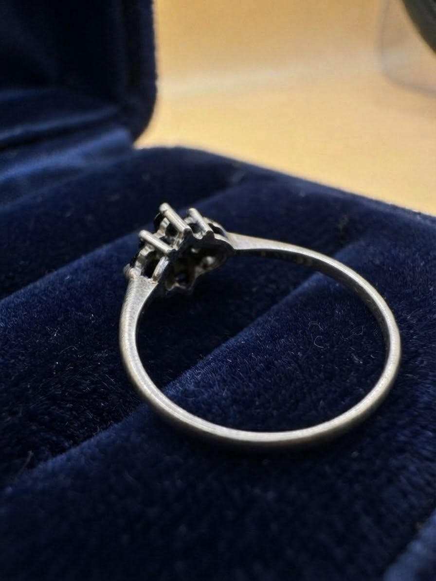 Silver Sapphire-Blue Cluster Ring — Vintage Style Flower Cluster Ring, Size R~207 image 4