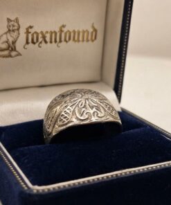 Vintage Silver Wide Band Ring Hand Engraved Floral Scroll Size S US 9 Boho 3.1g~212