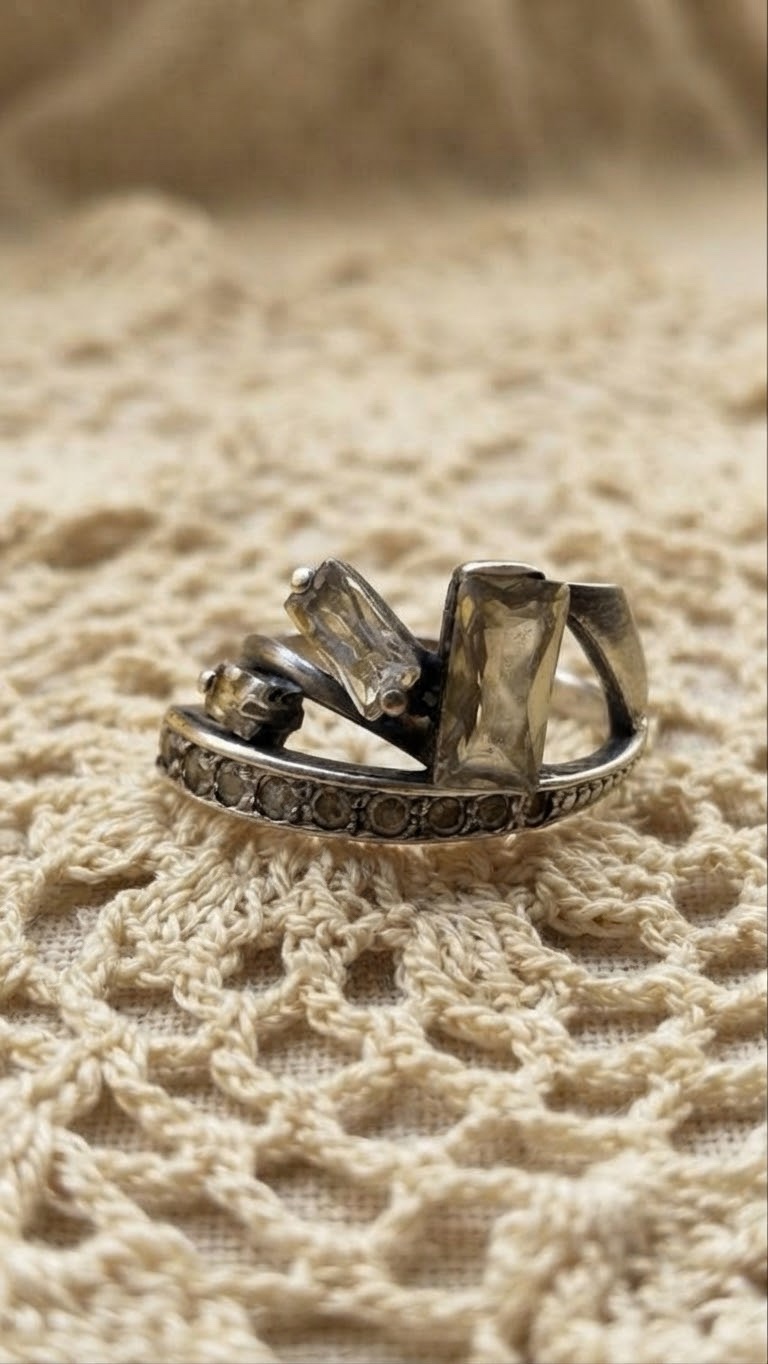 Vintage Sterling Silver 925 Modernist Bypass Ring Baguette CZ Crossover Size N~212 image 3