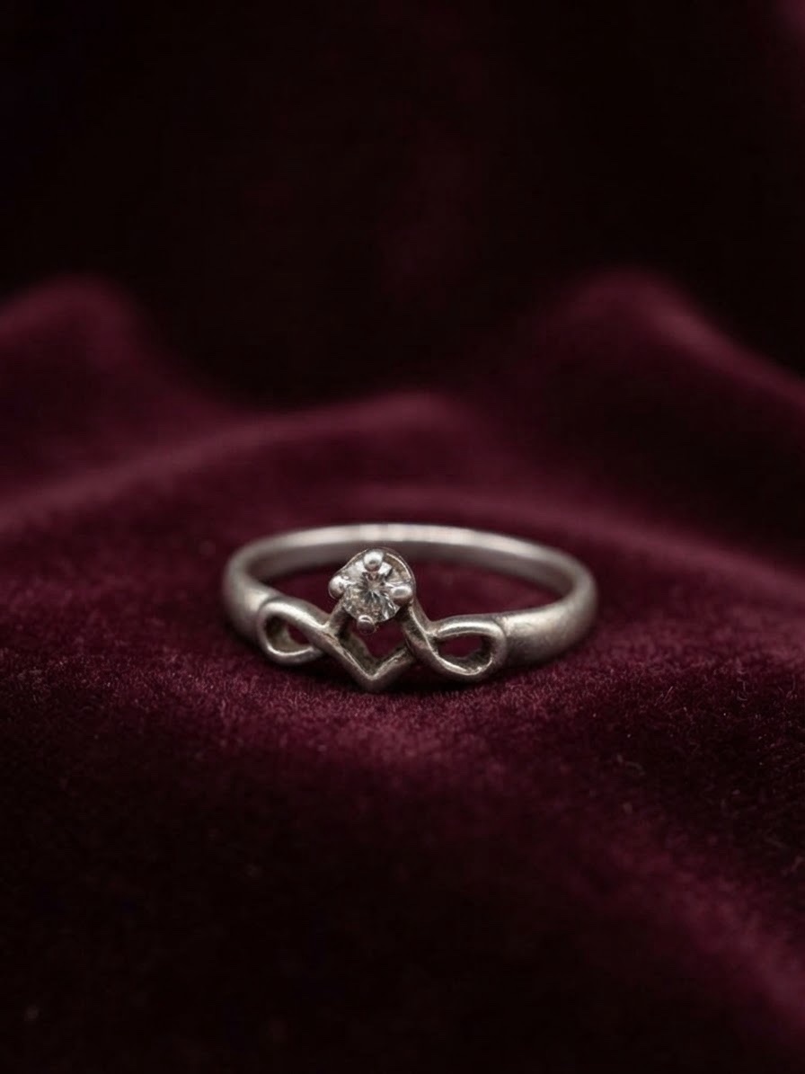 Vintage Sterling Silver Infinity Crown Solitaire Ring – UK P / US 7.75~216