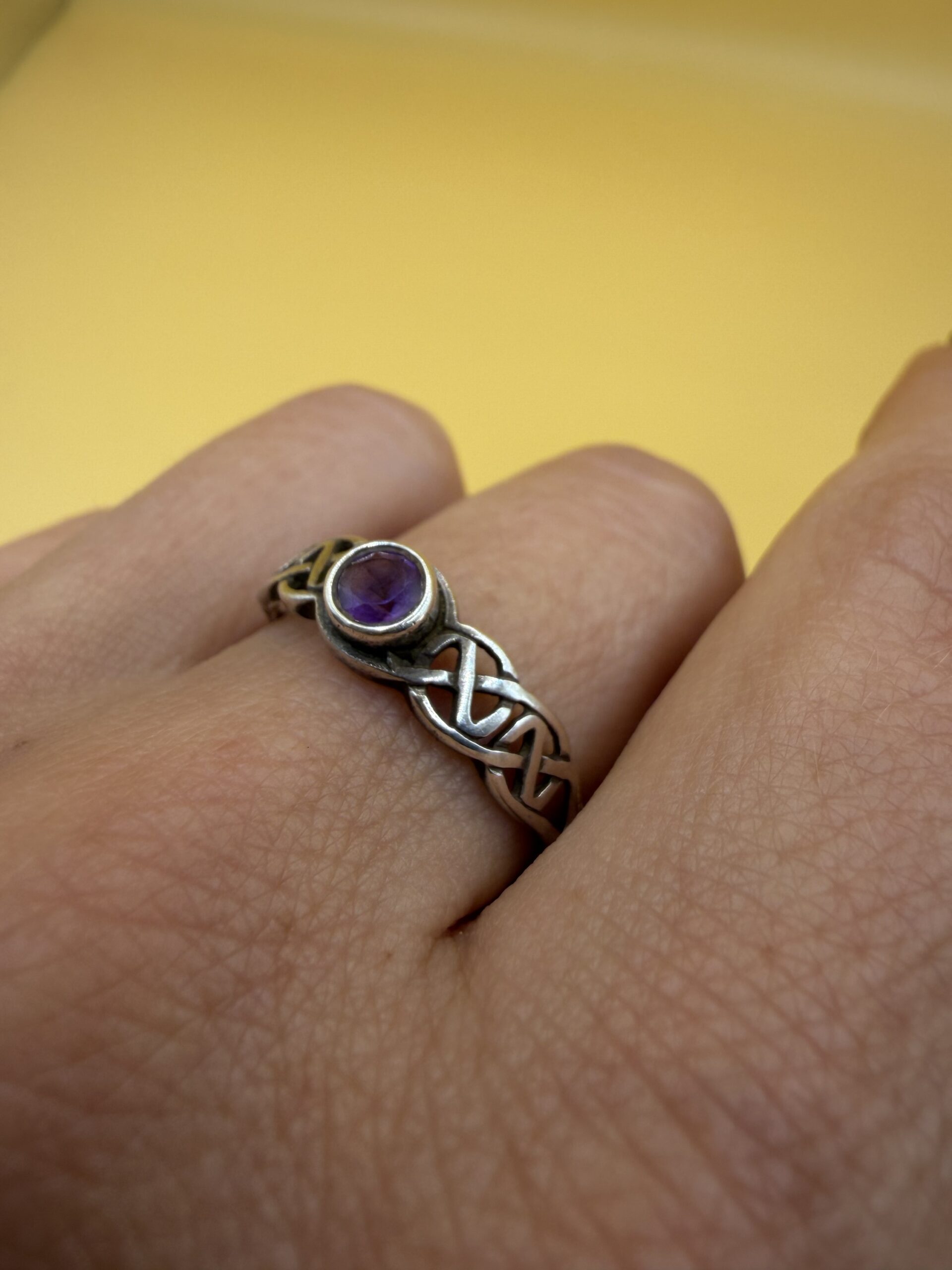 Sterling Silver Celtic Knot Amethyst Ring – UK Size R / US 8.5~207 image 4
