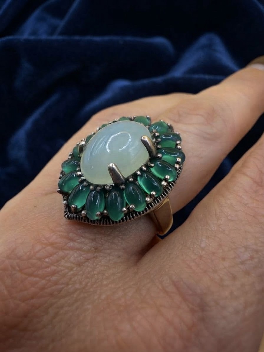 Vintage 925 Sterling Silver Chalcedony & Green Aventurine Cluster Ring UK N / US 7