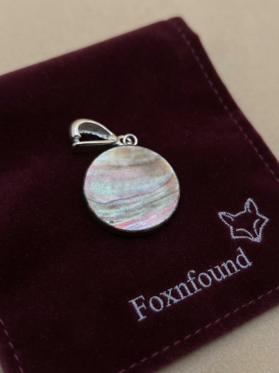 Vibrant Abalone Shell Round Pendant in Silver (Tested, No Hallmark)~219