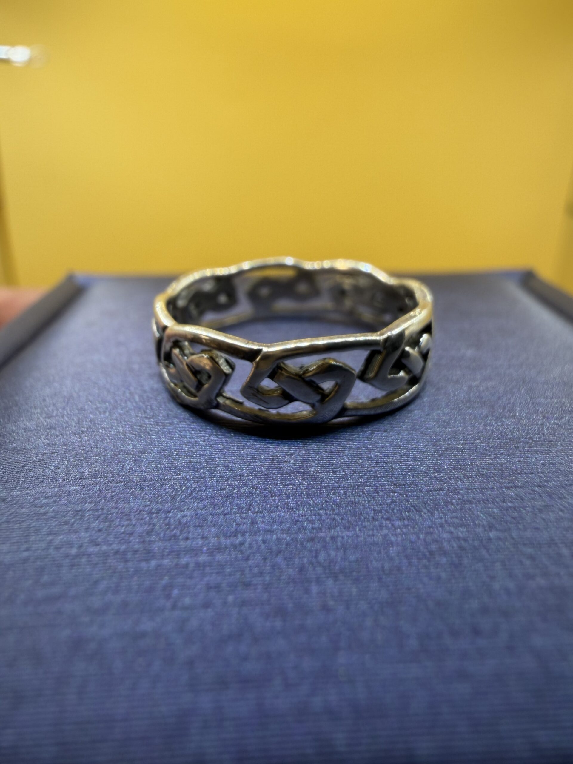 Sterling Silver 925 Celtic Knot Band Ring Size L Openwork Unisex