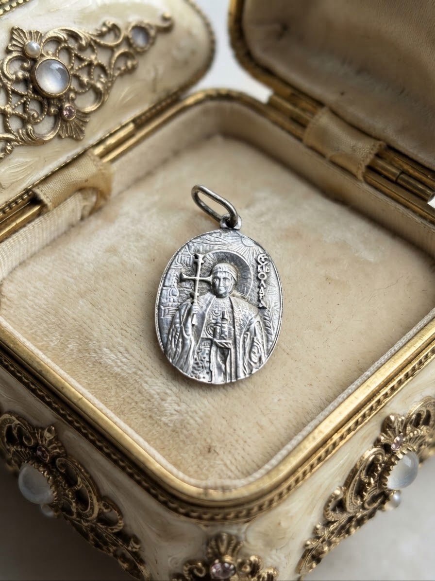 Saint Olga Sterling Silver 925 Orthodox Icon Pendant Oval Medal Cyrillic~219