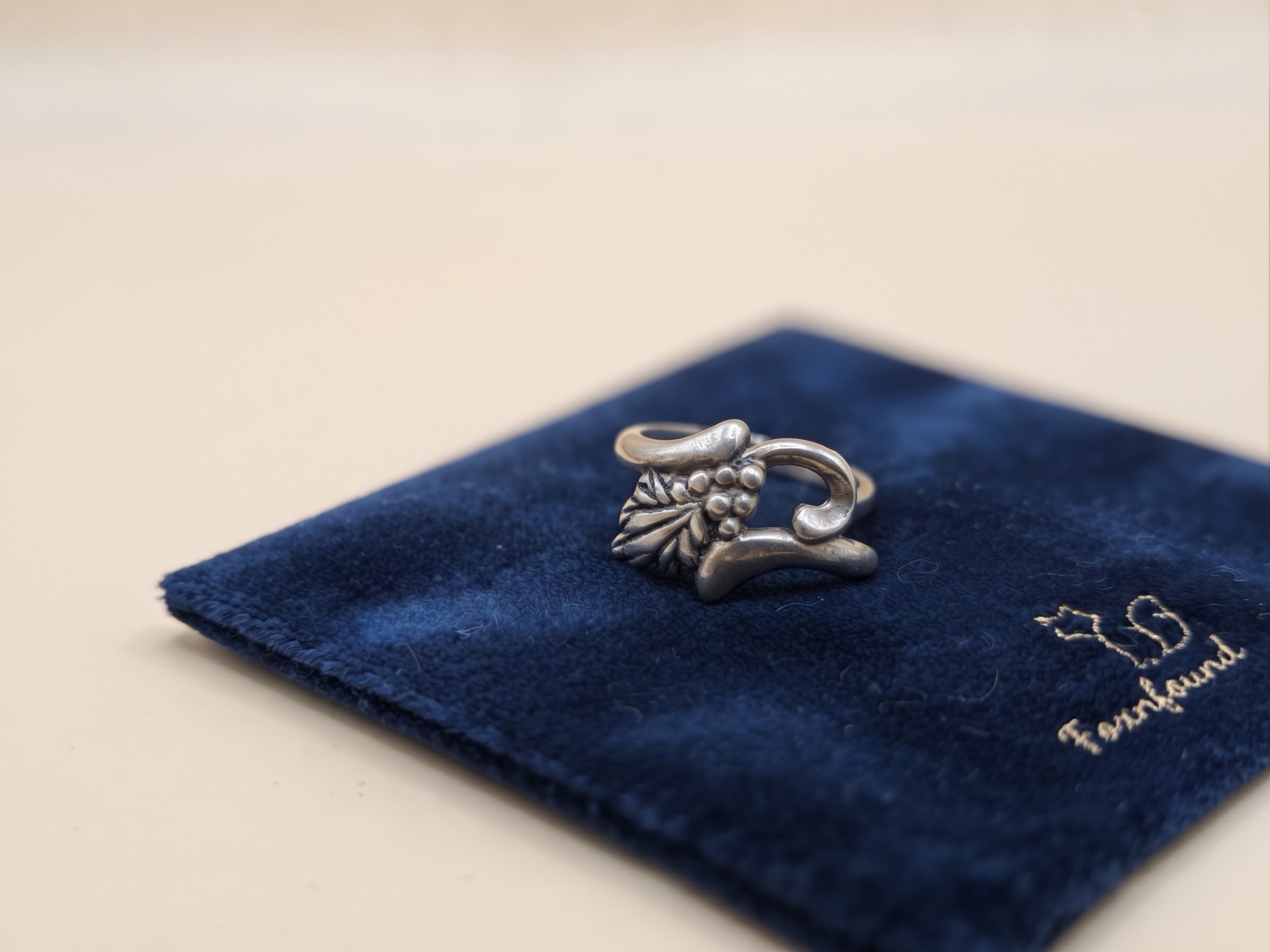 Vintage Ukrainian 925 Silver Grape Vine Leaf Bypass Ring Size N~230