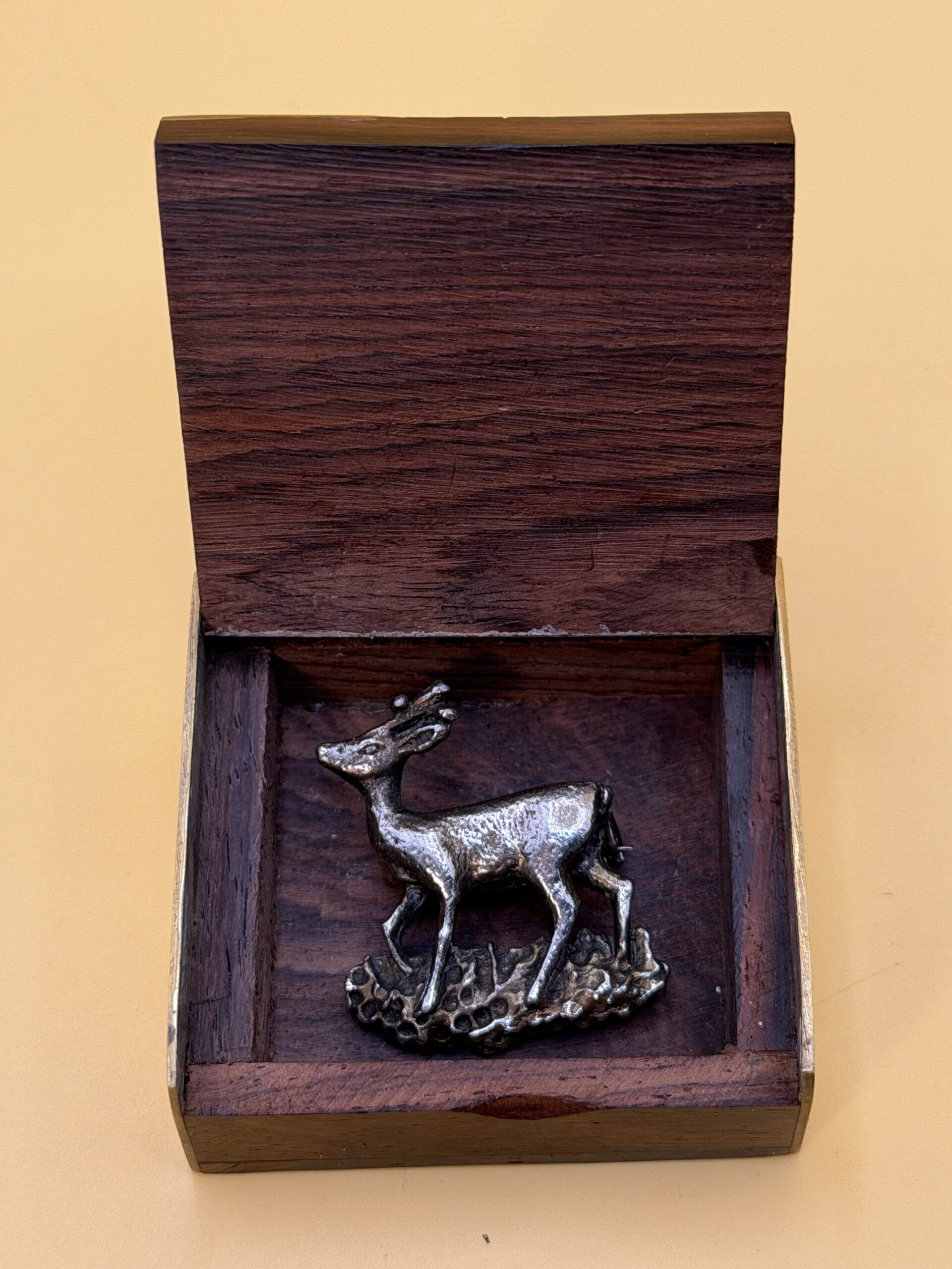 Vintage Roebuck Deer Brooch Silver Tone & Wood Brass Inlay Trinket Box