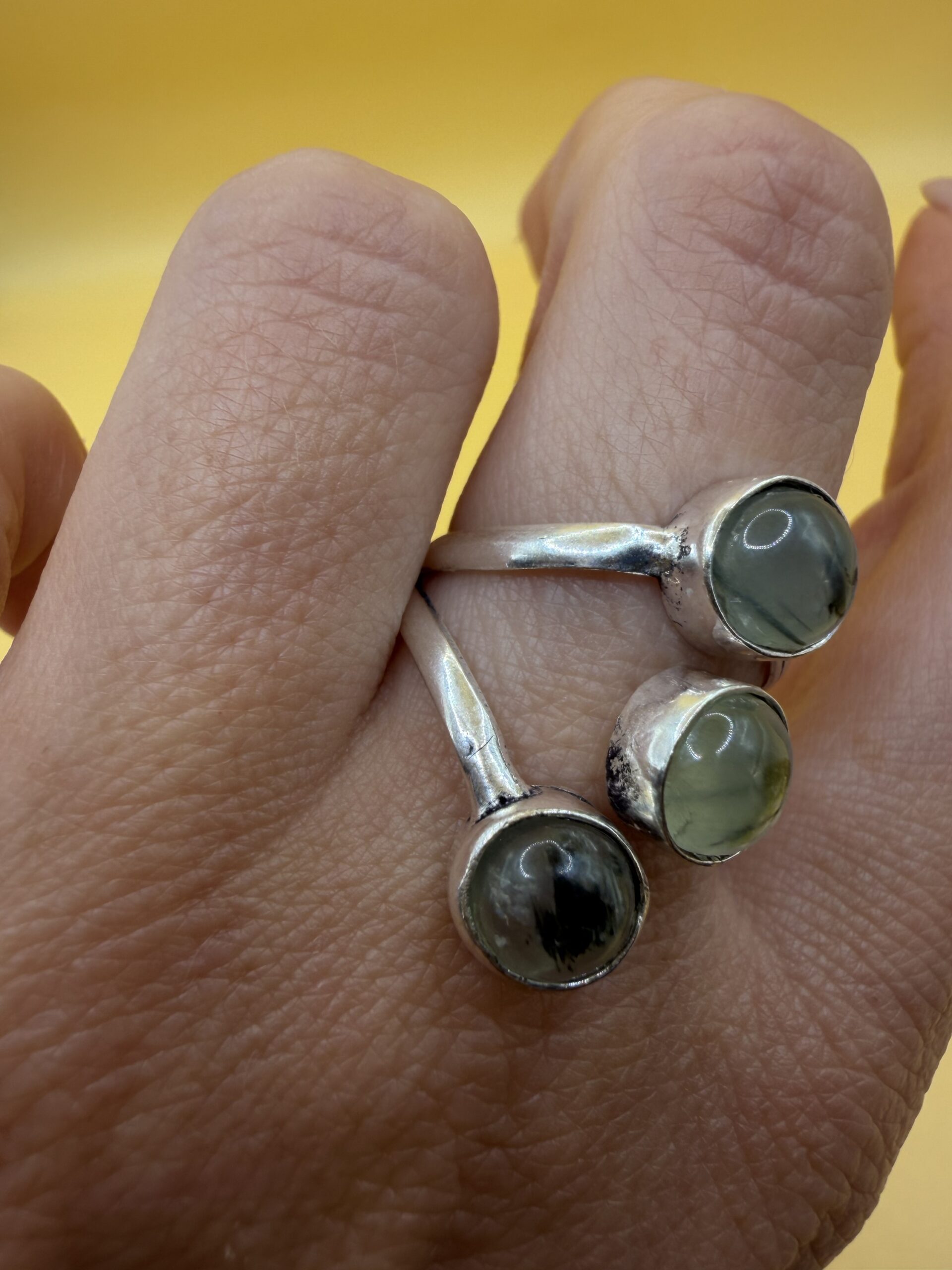 Sterling Silver Prehnite Epidote Triple Cabochon Ring Size S