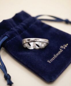 Vintage Soviet USSR 916 Silver Ring Size R 2g Cut-Out Engraved Band~220