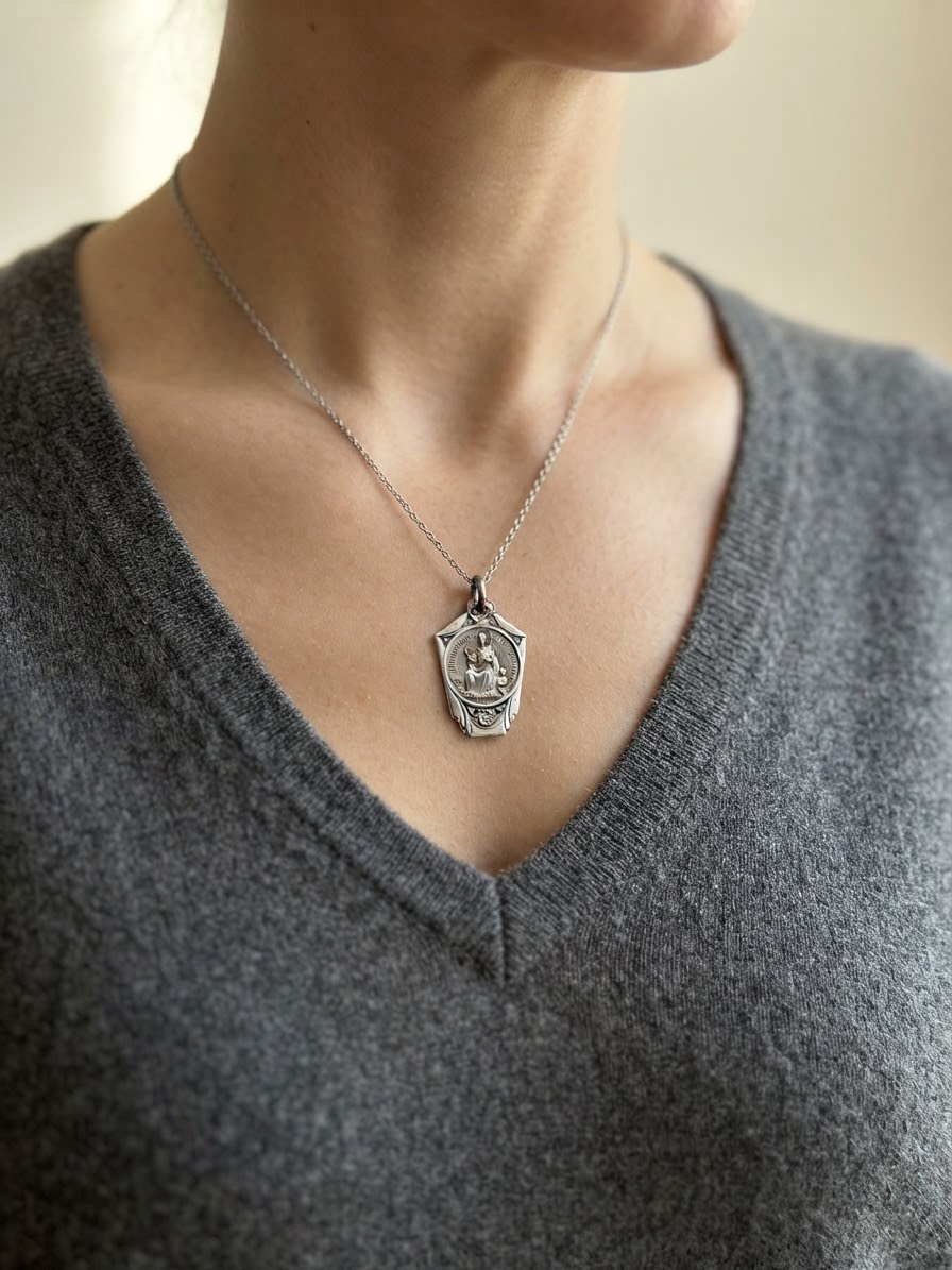 Vintage c.1930s Art Deco Silver St Willibrord Notre Dame Luxembourg Medal 2.29g~220